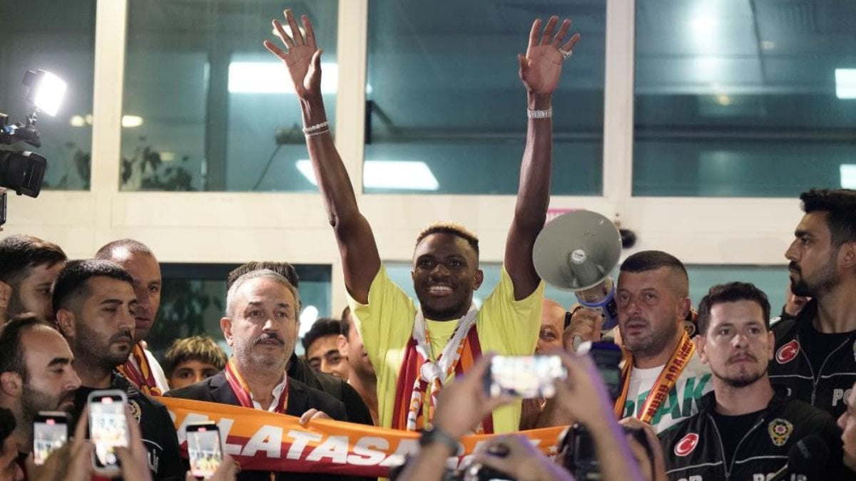 Galatasaray’ın yeni forveti Osimhen İstanbul’da