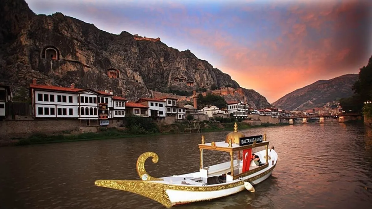 İngiliz The Guardian Türkiye’yi ziyaret eden turistlerin hayranlıklarını anlattı