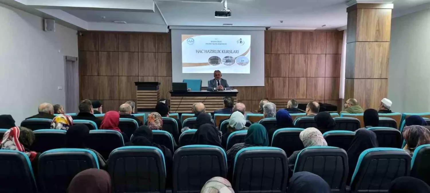 Bayburt’ta Umre Hazırlık Semineri Düzenlendi
