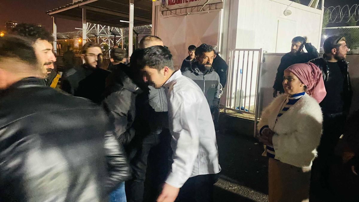 Narin Güran cinayetinde tahliye! Ağlayarak cezaevinden çıktılar…