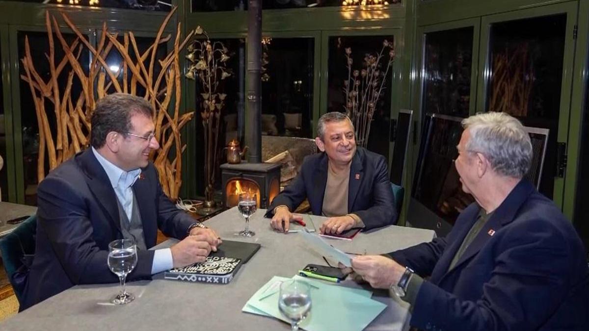 Üçlü görüşme polemiği sürüyor! Mansur Yavaş ”aday olabilirim” dedi mi?