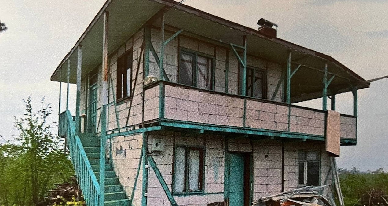 Terk edilmiş evin içine giren Jandarma şoke oldu