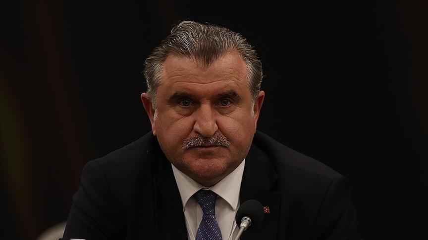 Gençlik ve Spor Bakanı Bak: Boykot değil milli zarar