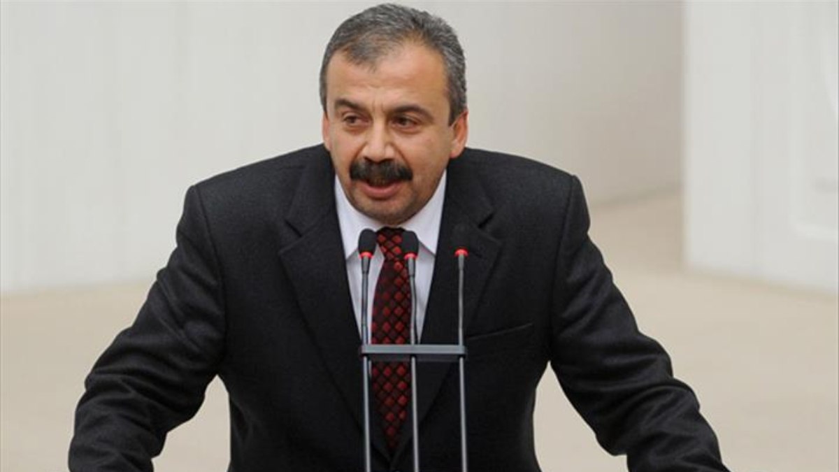 Siyasilerden Sırrı Süreyya Önder için başsağlığı mesajları